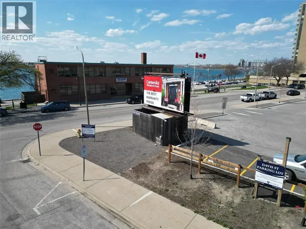 110 Davis Street, Sarnia